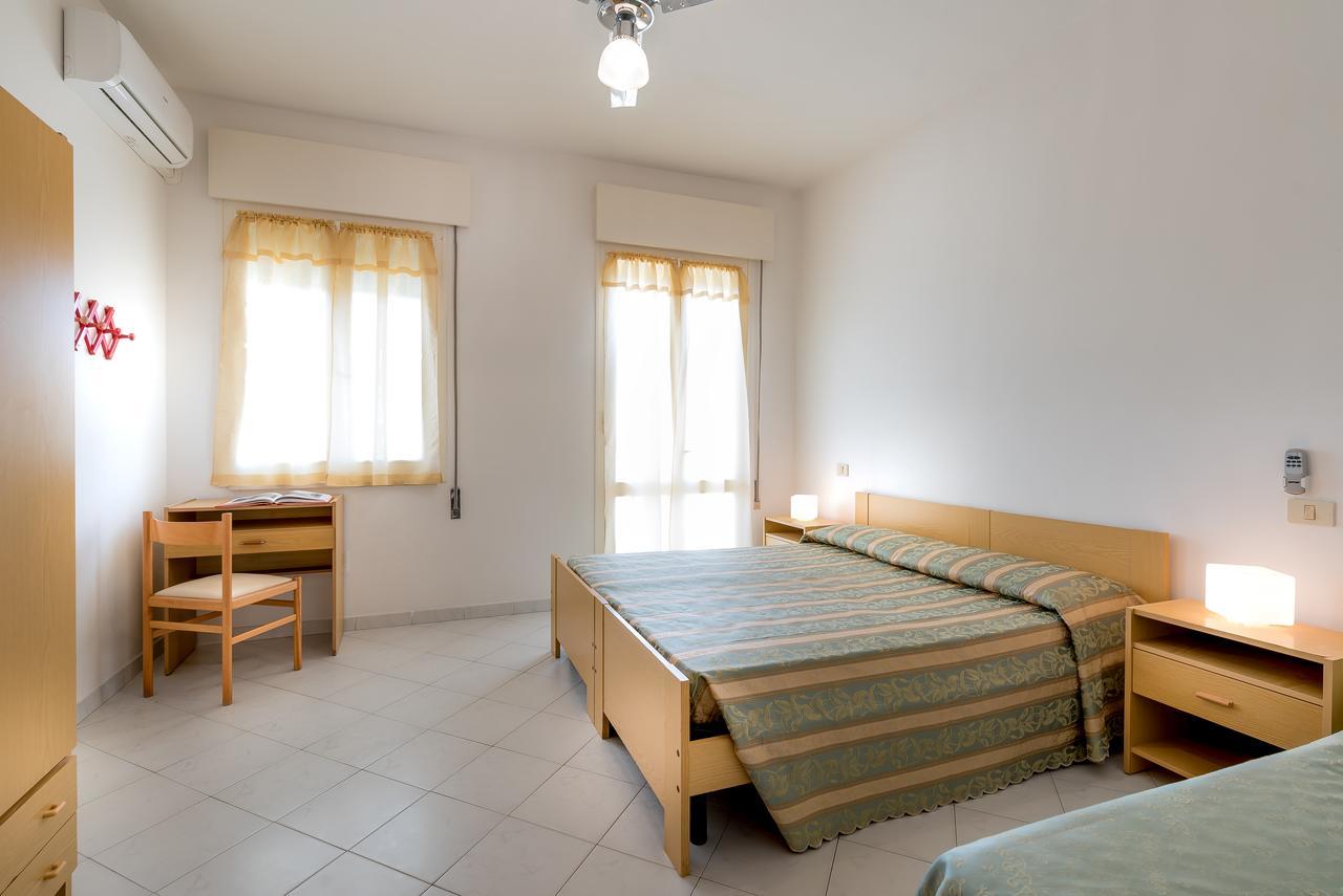 Hotel Vallechiara Лидо-ди-Савио Экстерьер фото